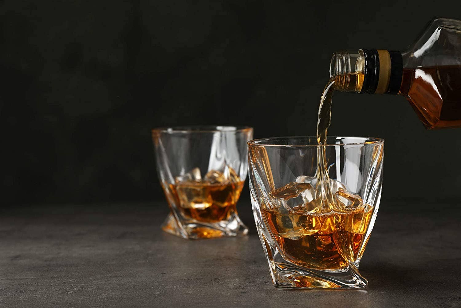 The Signature Twist Whiskey Glass